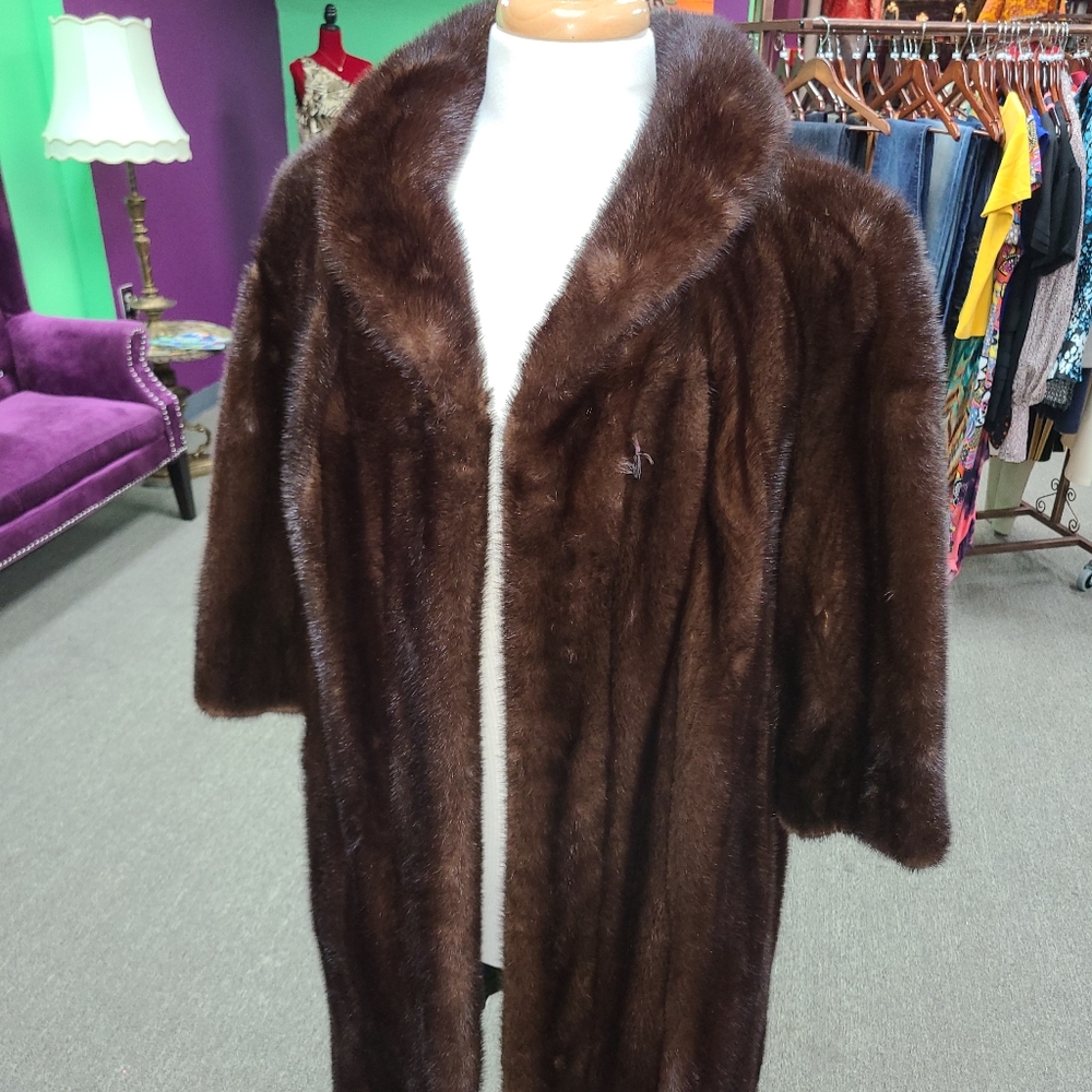 Bullocks Wilshire mink fur